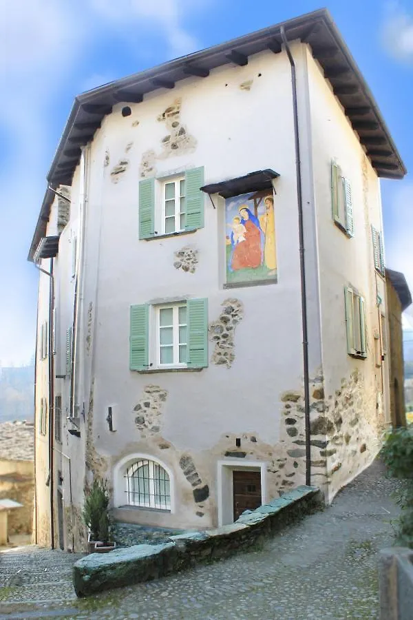 Antica Torre Apartment Sondrio